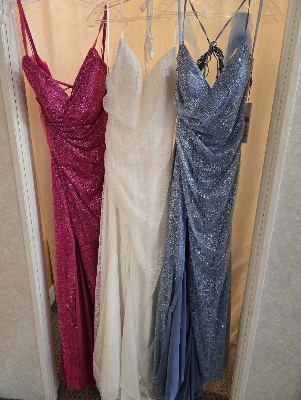 NWT High slit sequin dress Fuchsia, white, Dusty blue